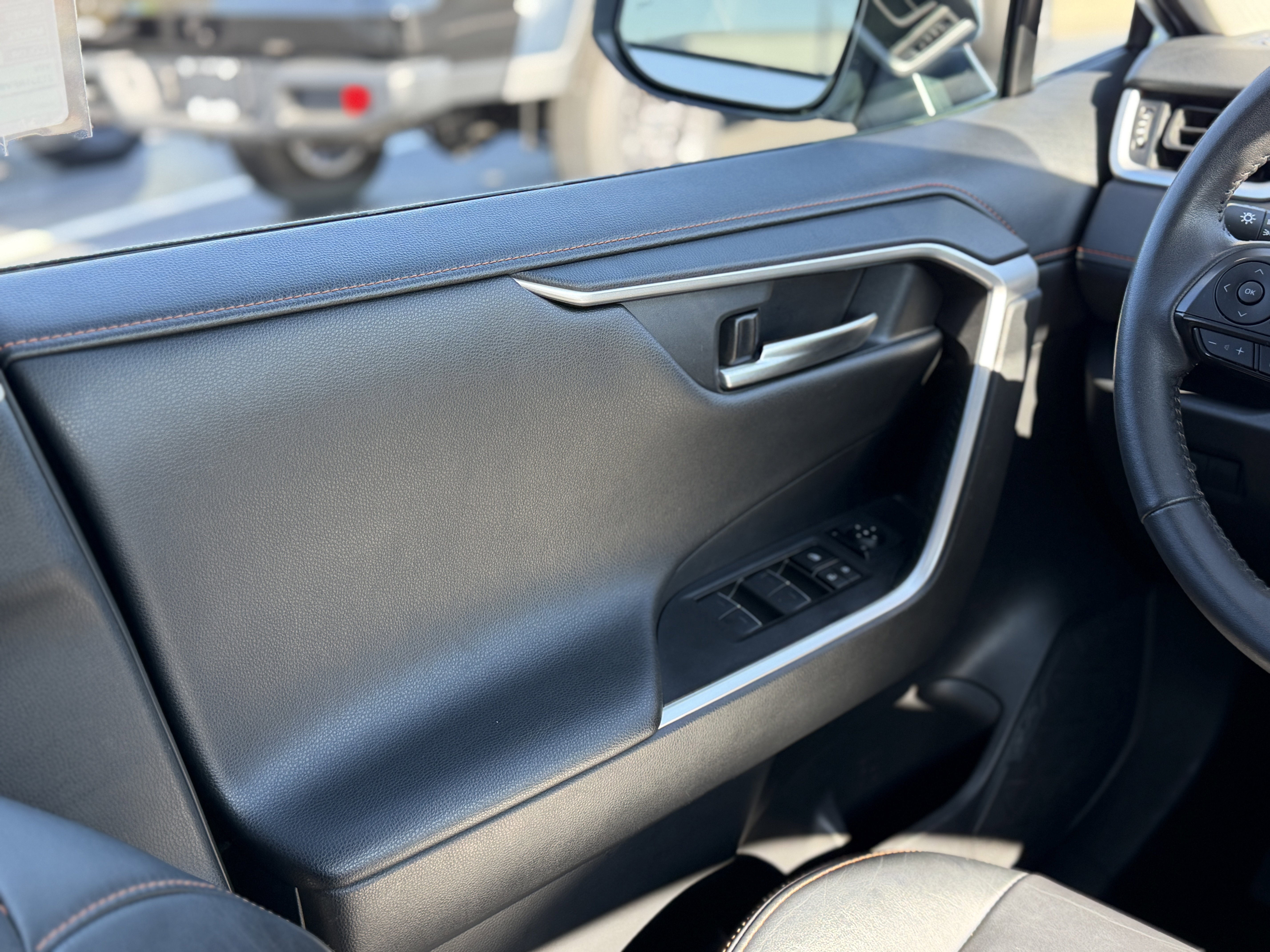 Used 2023 Toyota RAV4 Adventure image 16