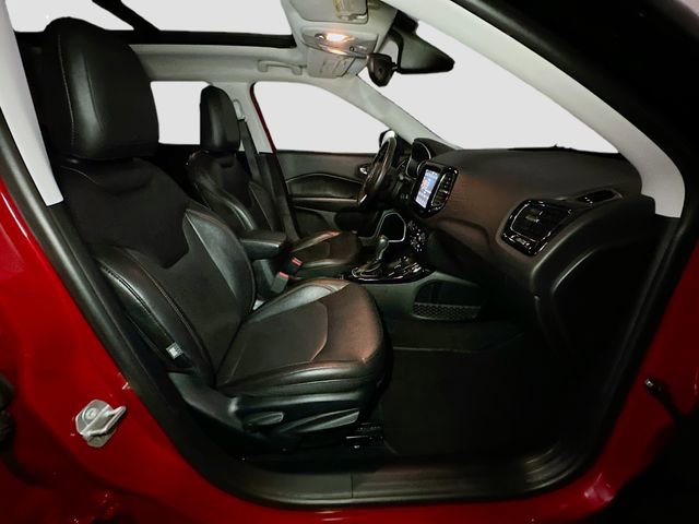 Used 2018 Jeep Compass Limited w/ Navigation Group image 39