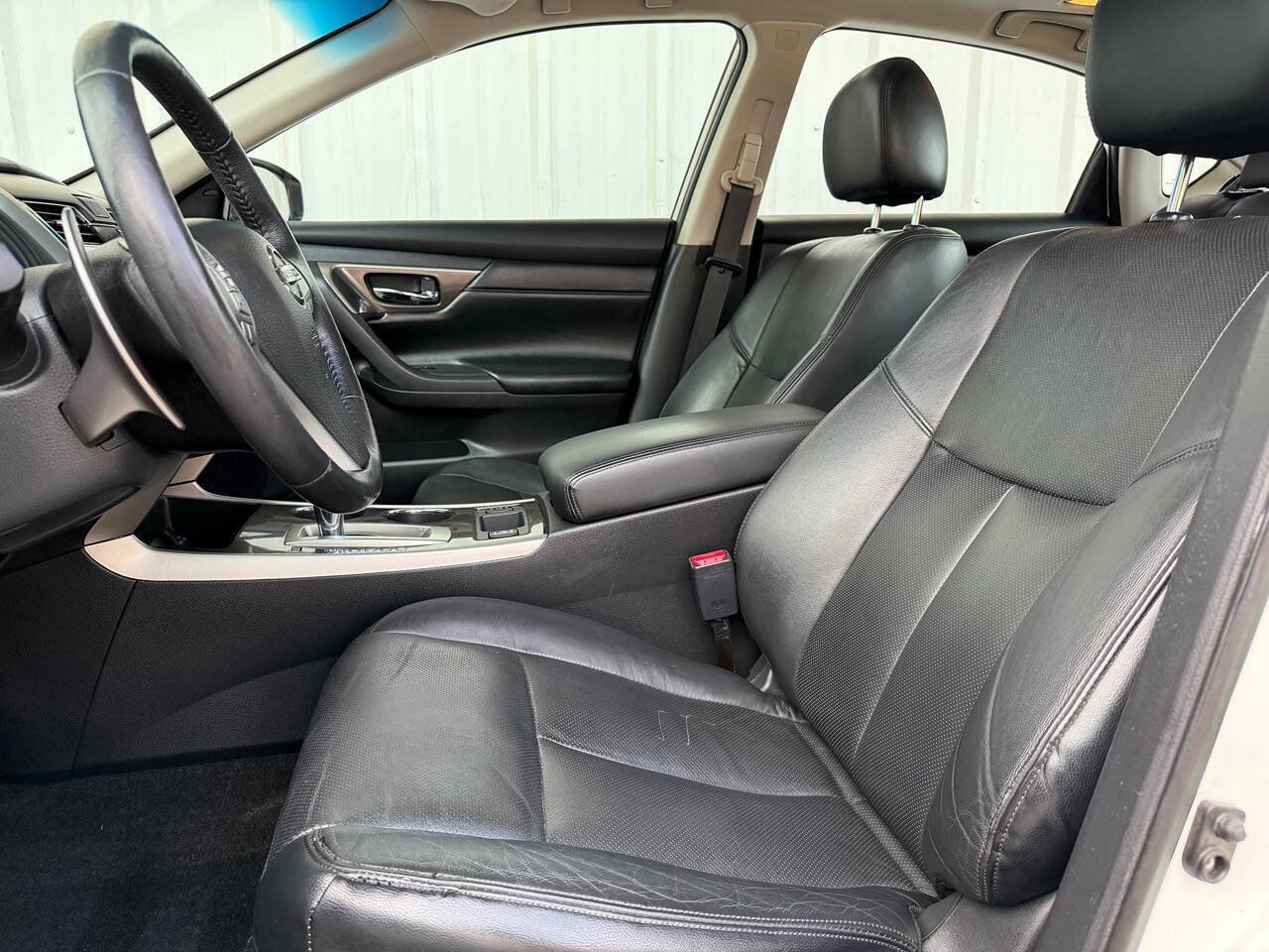 Used 2015 Nissan Altima 3.5 SL FWD image 12