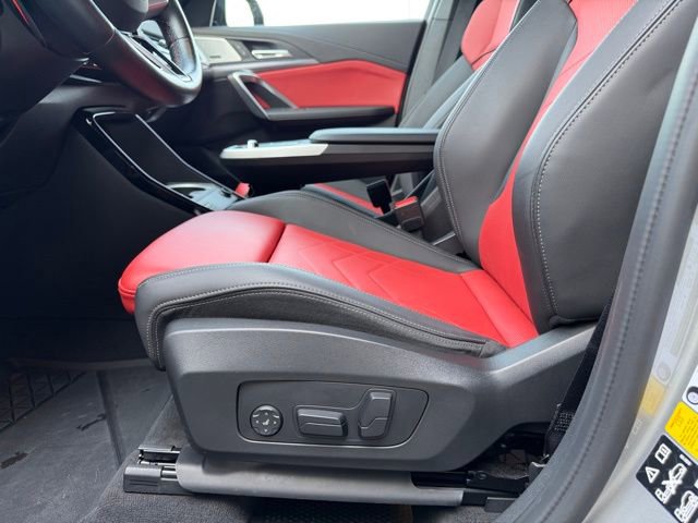 Used 2024 BMW X1 M35i w/ Premium Package image 13