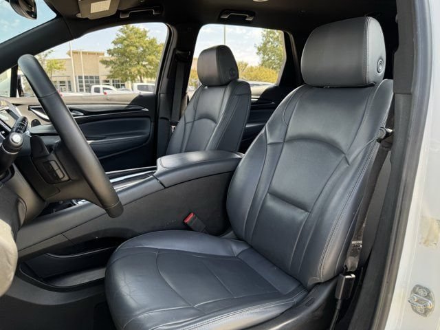 Used 2022 Buick Enclave Essence FWD image 27