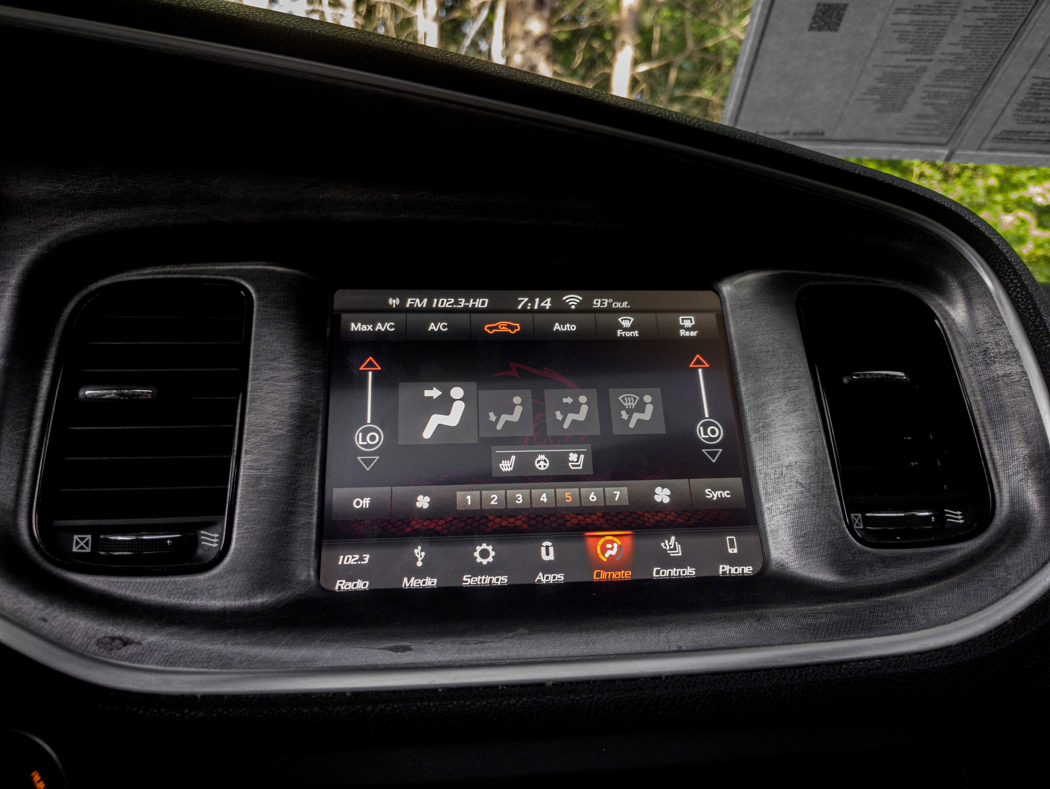 Used 2018 Dodge Charger R/T image 63