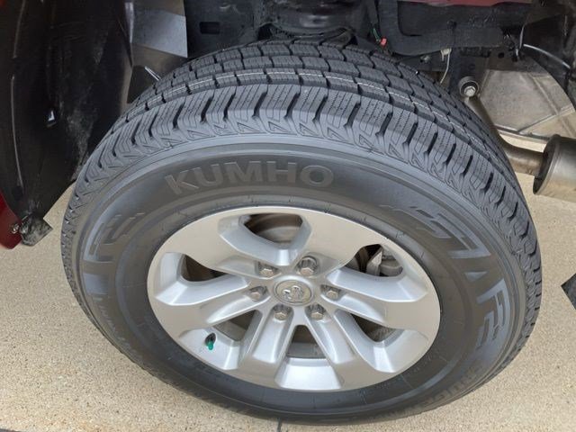 Certified 2019 RAM 1500 Laramie image 25