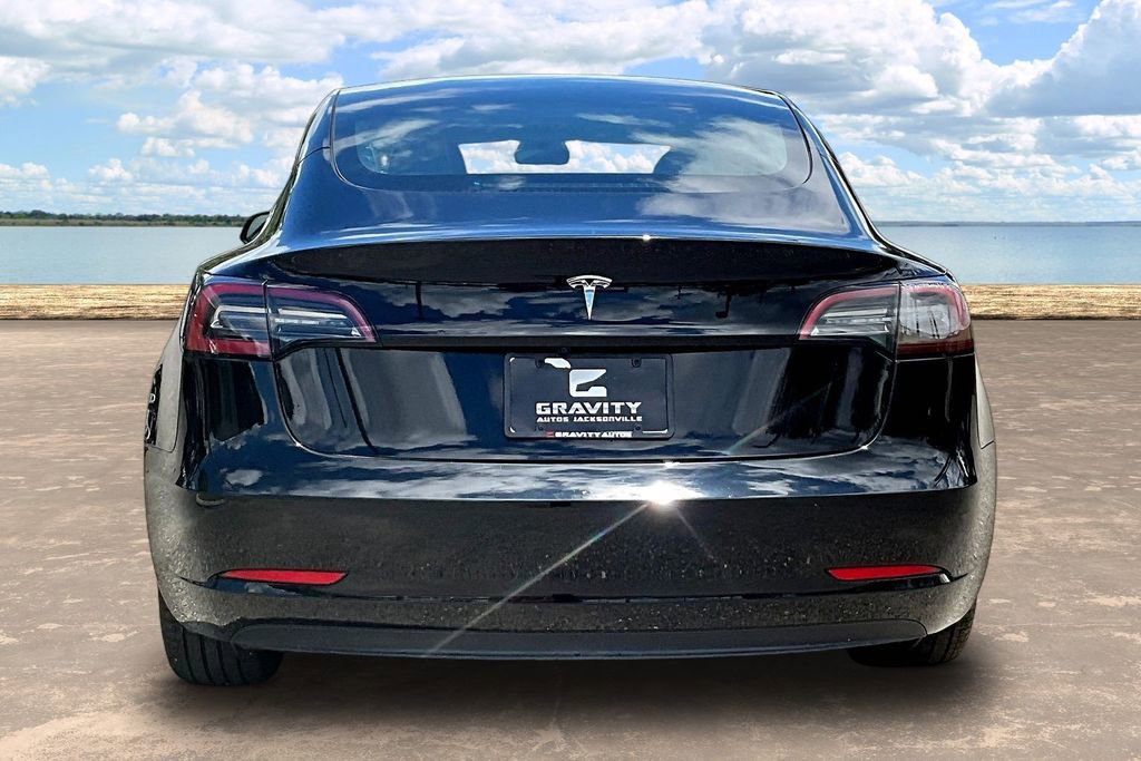 Used 2023 Tesla Model 3 Standard Range RWD image 5