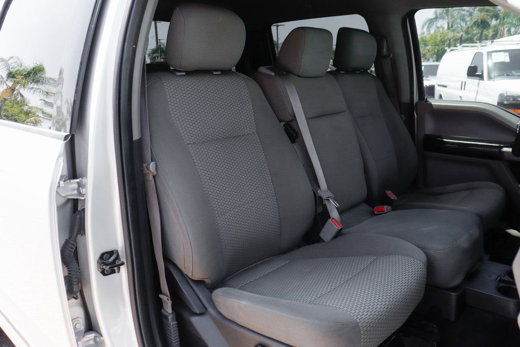 Used 2017 Ford F150 XLT image 32