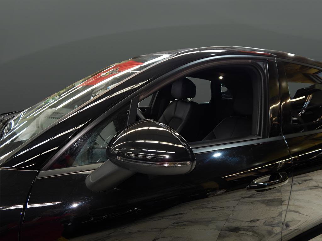 Used 2018 Porsche Macan Sport Edition image 12