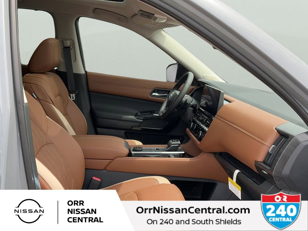 New 2026 Nissan Pathfinder Platinum w/ Cargo Package AWD/4WD image 11