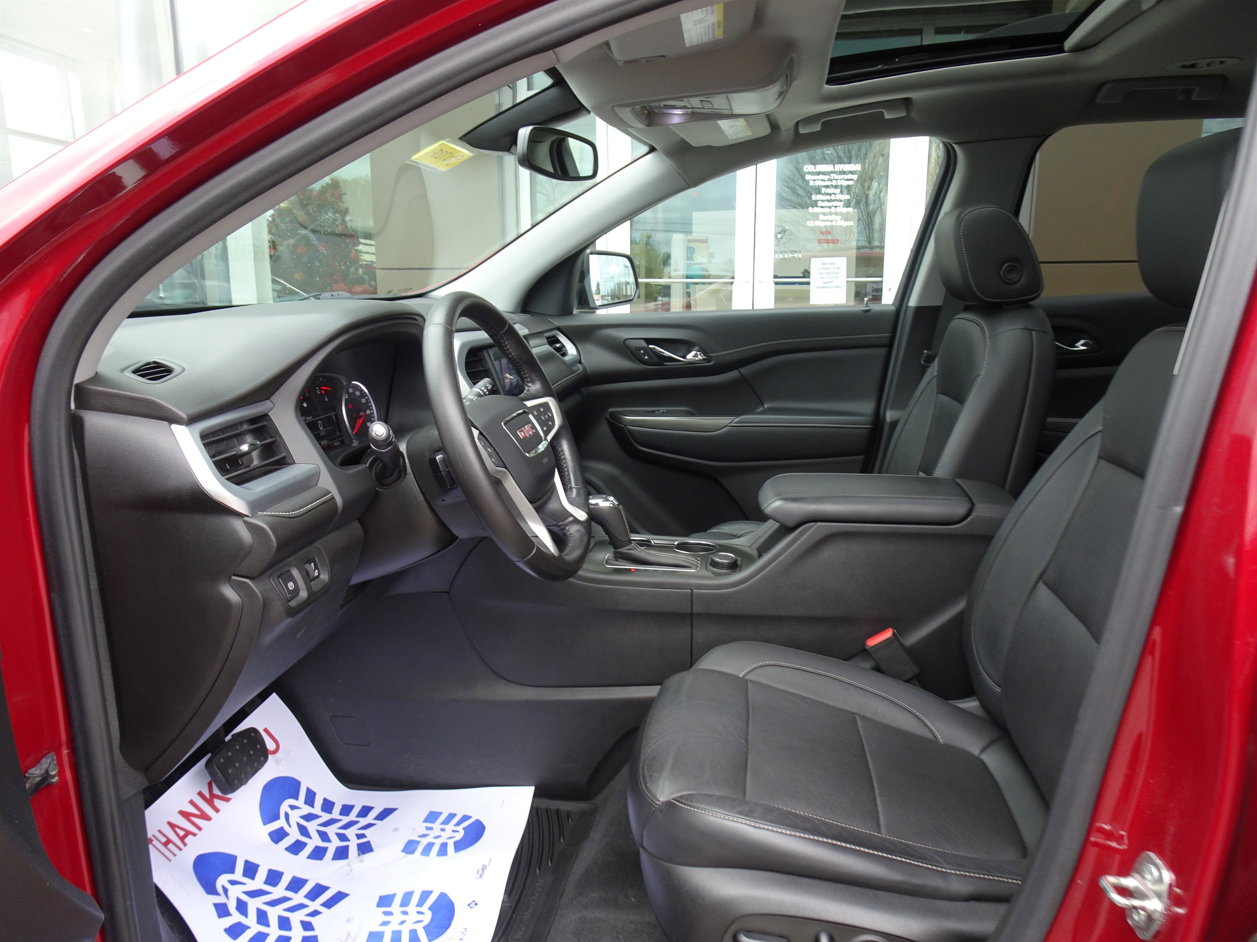 Used 2019 GMC Acadia SLT w/ Black Edition image 8