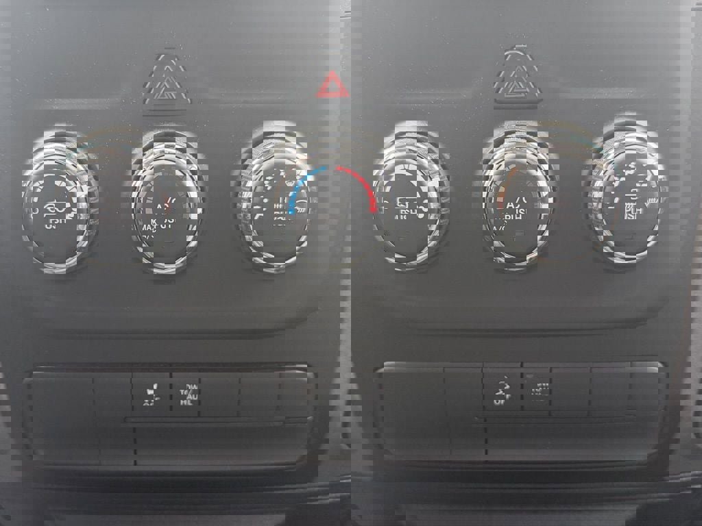 Used 2017 RAM 1500 Express w/ Express Value Package image 26