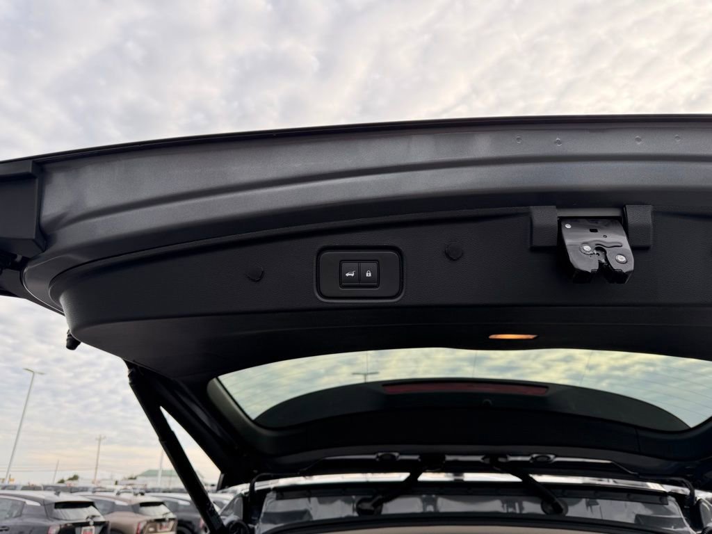 New 2026 Nissan Pathfinder SV image 36