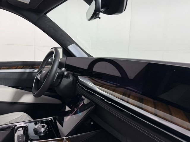 Certified 2026 Cadillac Escalade Platinum Sport w/ LPO, ONYX Package image 37