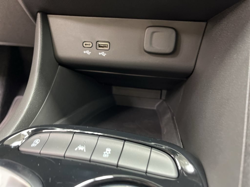 New 2026 Buick Encore GX Sport Touring FWD image 15