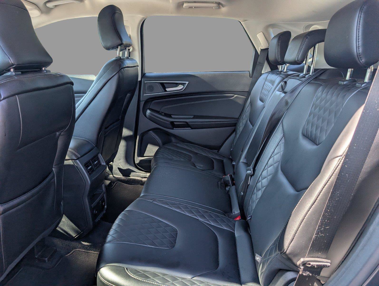 Used 2024 Ford Edge Titanium AWD/4WD image 35