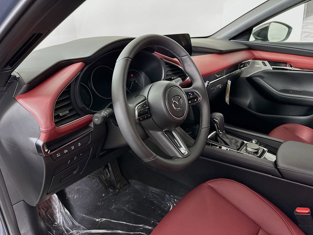 New 2026 MAZDA MAZDA3 Hatchback w/Premium Plus Pkg image 13