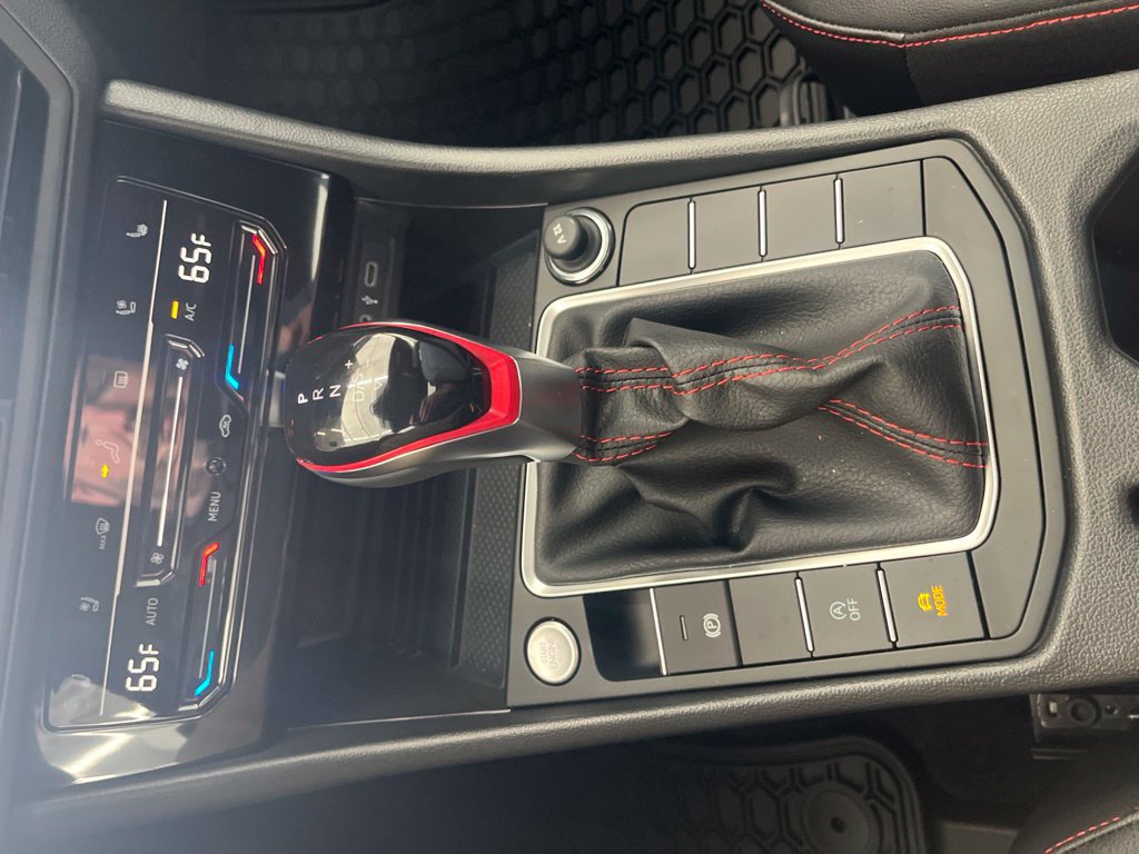 New 2027 Volkswagen Jetta GLI Autobahn FWD image 31