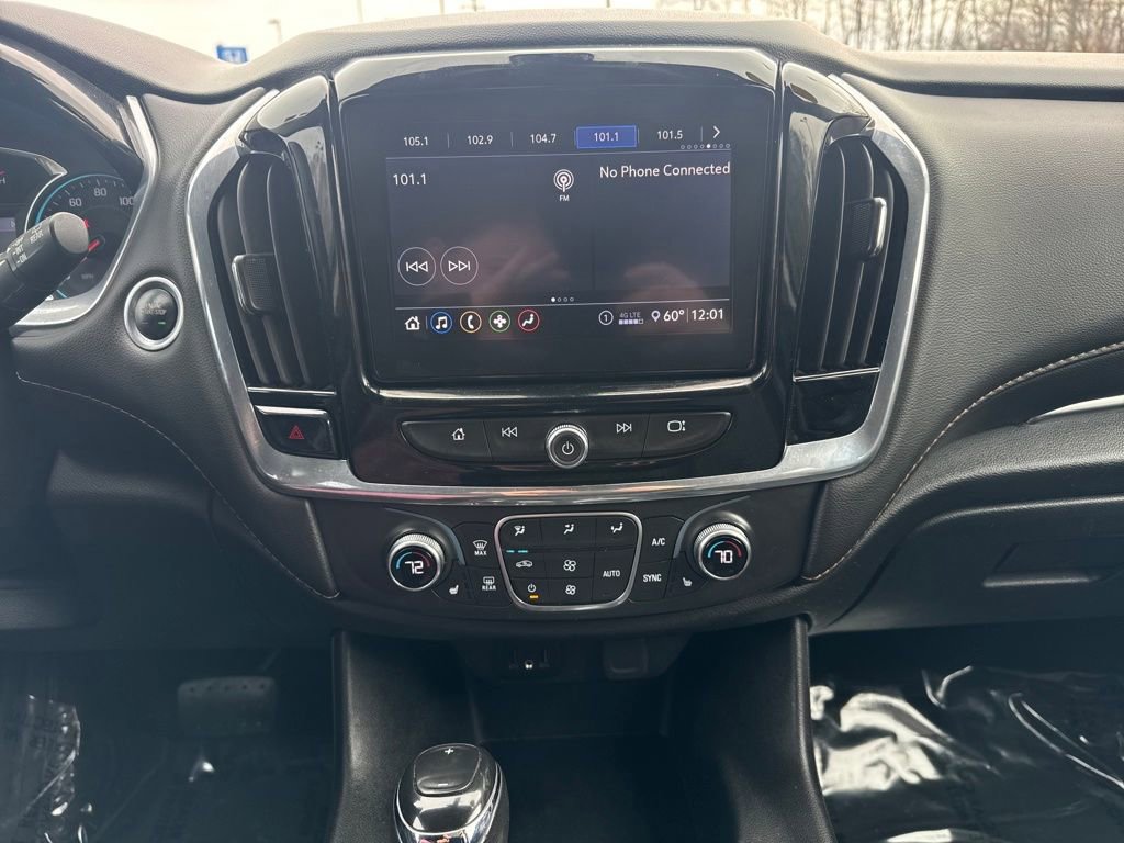Used 2020 Chevrolet Traverse LT image 21