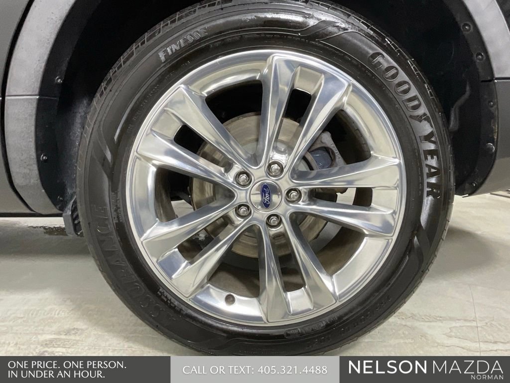 Used 2018 Ford Explorer XLT w/ Equipment Group 202A FWD image 10