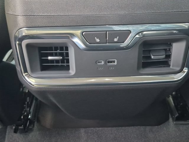New 2026 GMC Sierra 1500 Denali w/ LPO, Black Badging Package AWD/4WD image 23