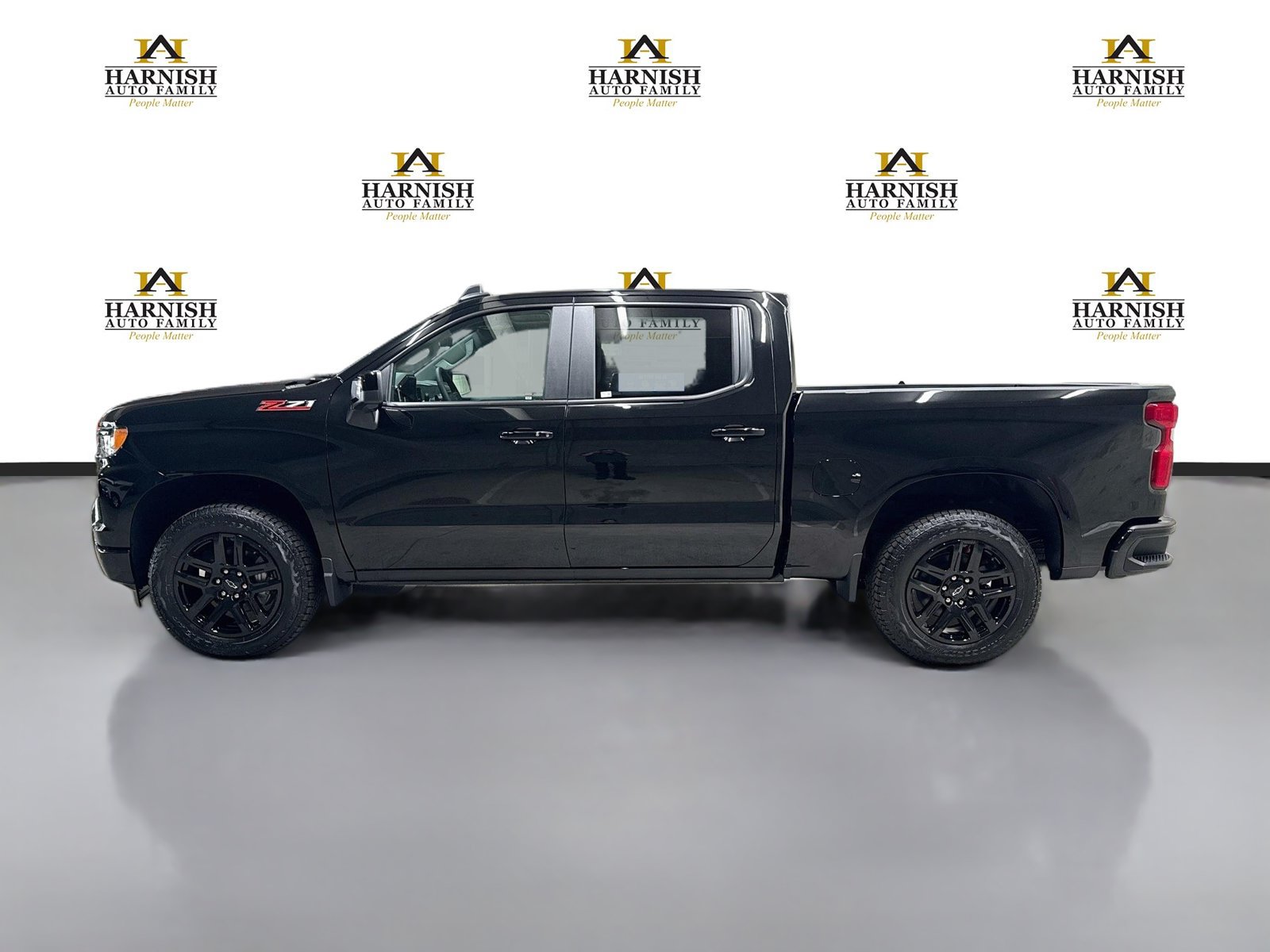 New 2026 Chevrolet Silverado 1500 RST w/ RST All Star Premium Package AWD/4WD image 9