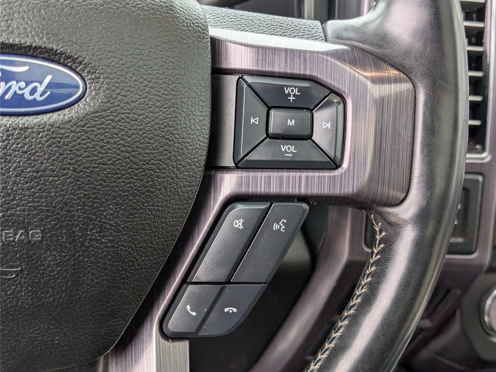 Used 2021 Ford F250 Limited AWD/4WD image 26