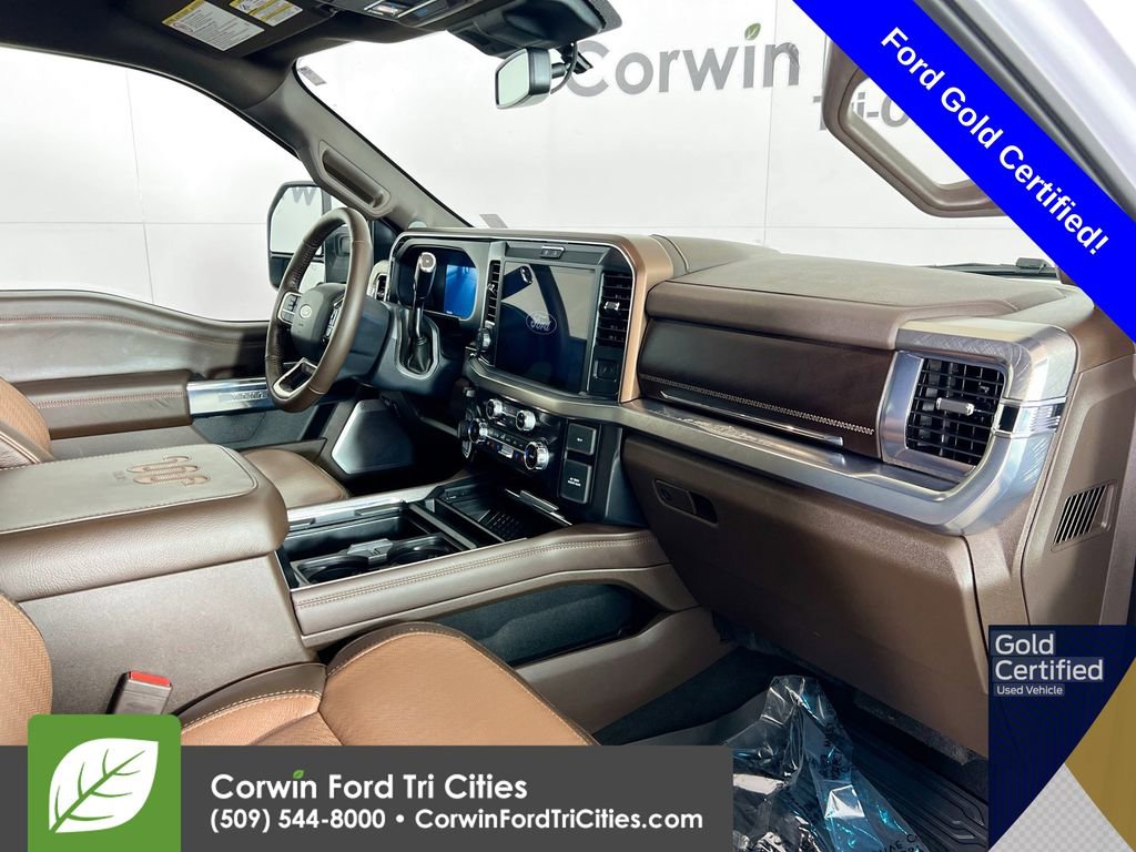 Used 2025 Ford F450 King Ranch w/ Chrome Package image 30