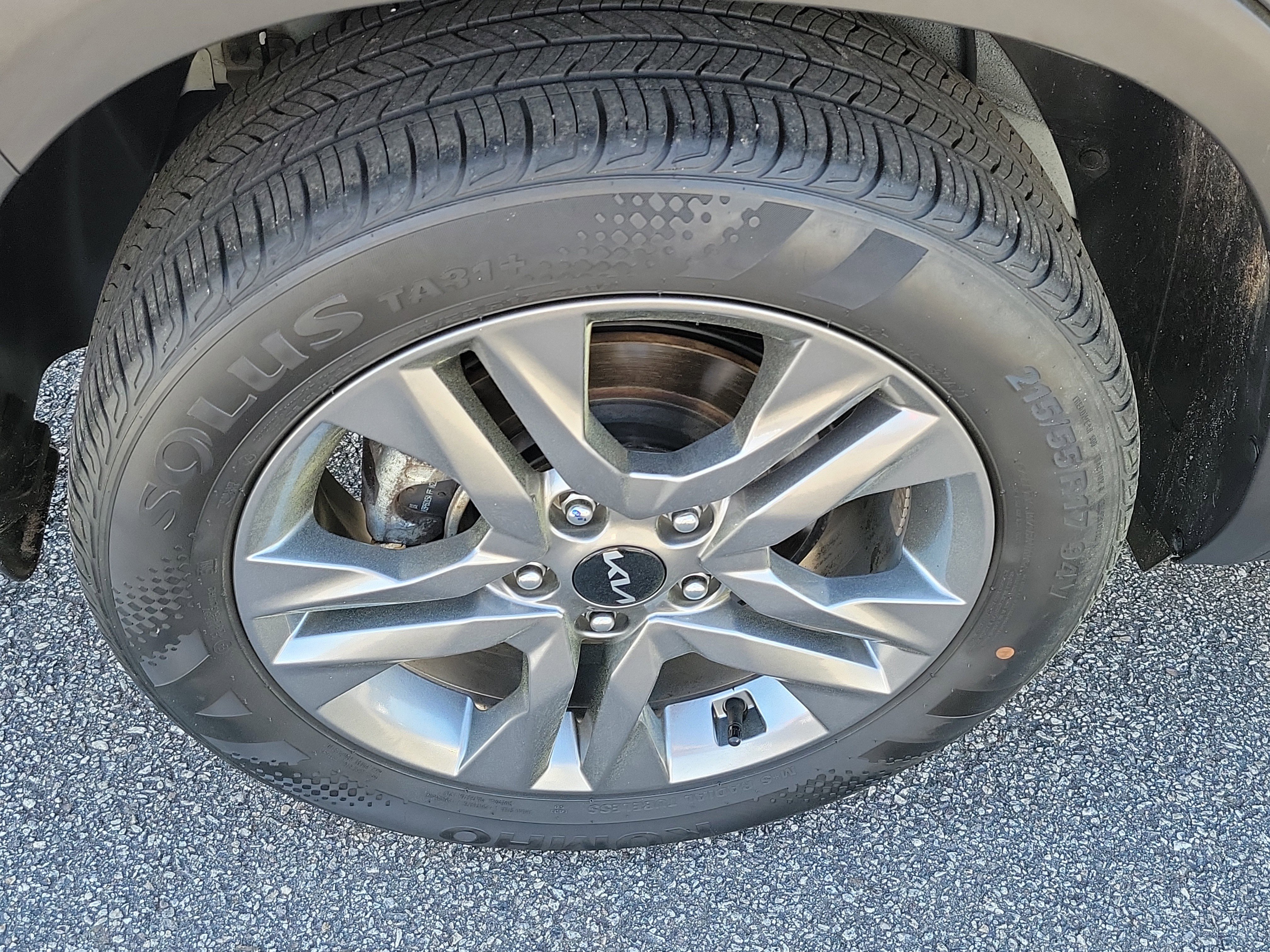 Used 2023 Kia Seltos LX image 7