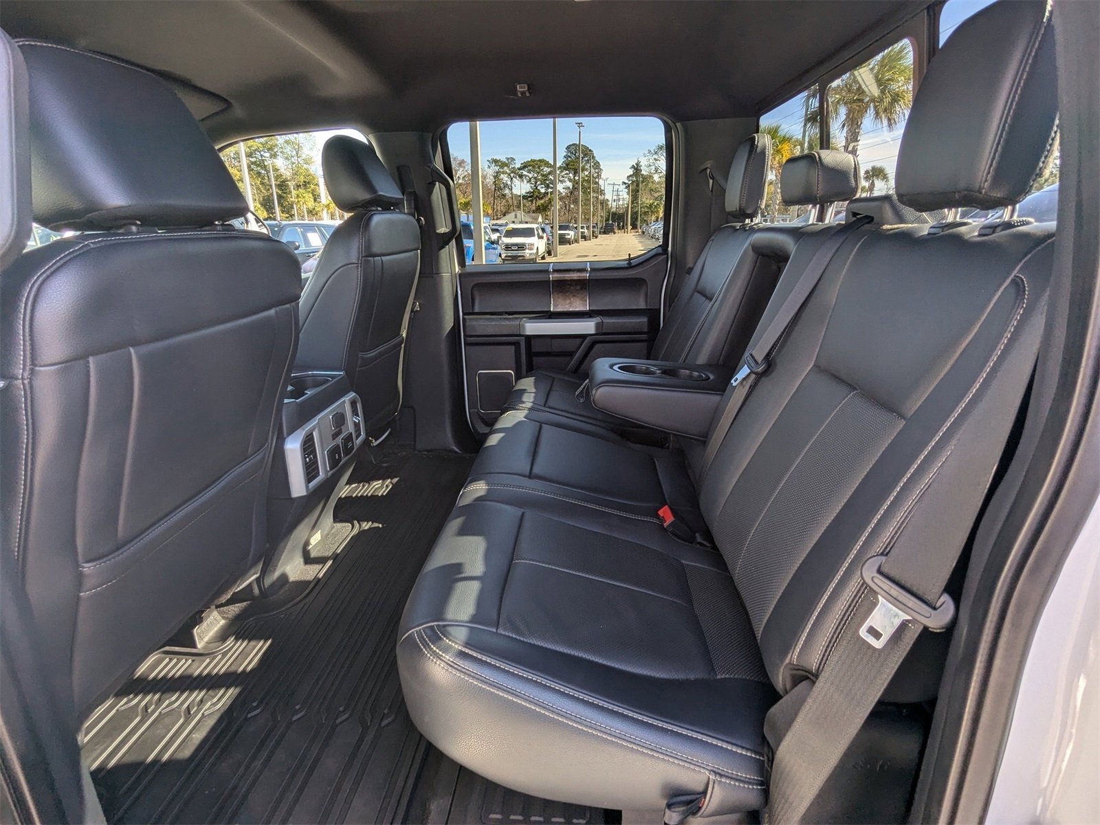 Used 2022 Ford F250 Lariat w/ Lariat Ultimate Package image 14