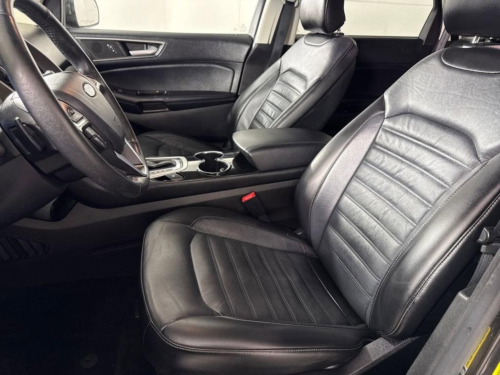 Used 2016 Ford Edge SEL w/ Equipment Group 201A image 12