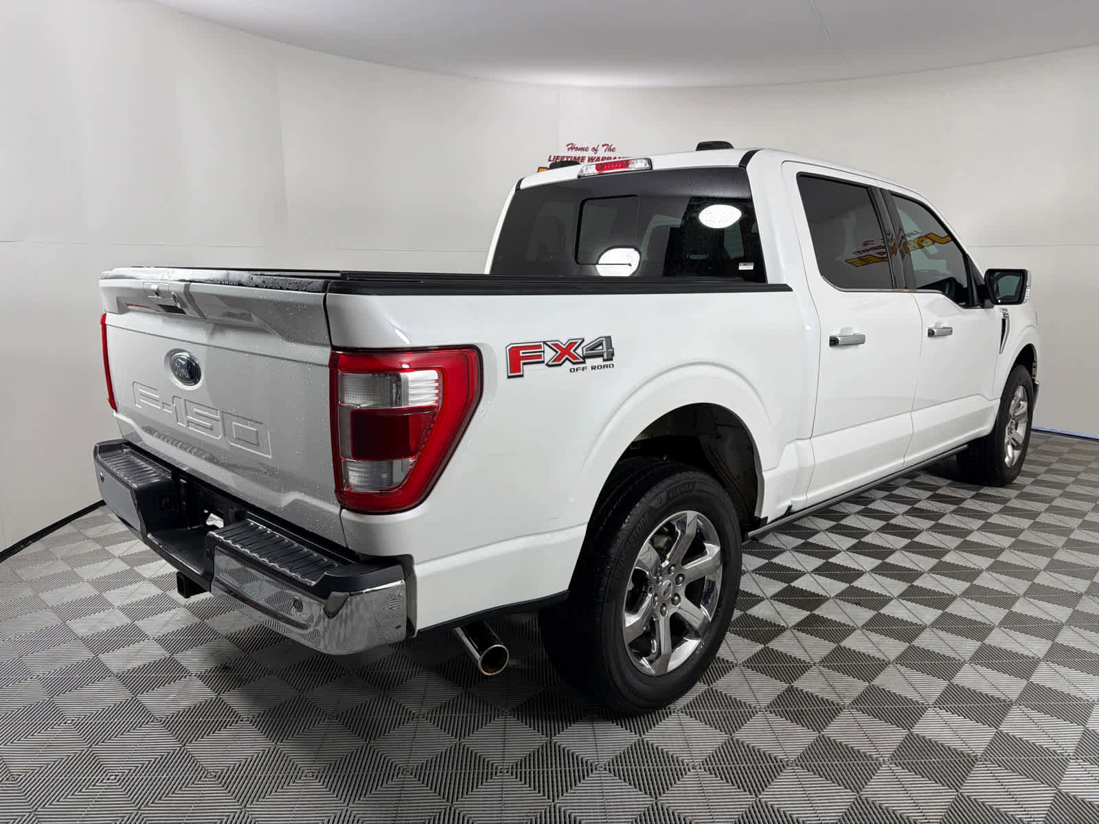 Used 2021 Ford F150 Lariat w/ Equipment Group 502A High image 6