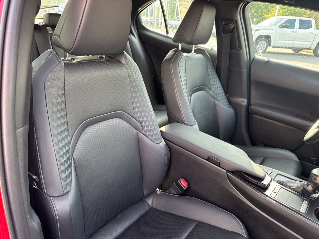 Used 2020 Lexus UX 250h w/ Premium Package AWD/4WD image 36