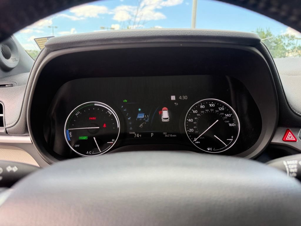 Used 2022 Toyota Sienna Limited AWD/4WD image 13