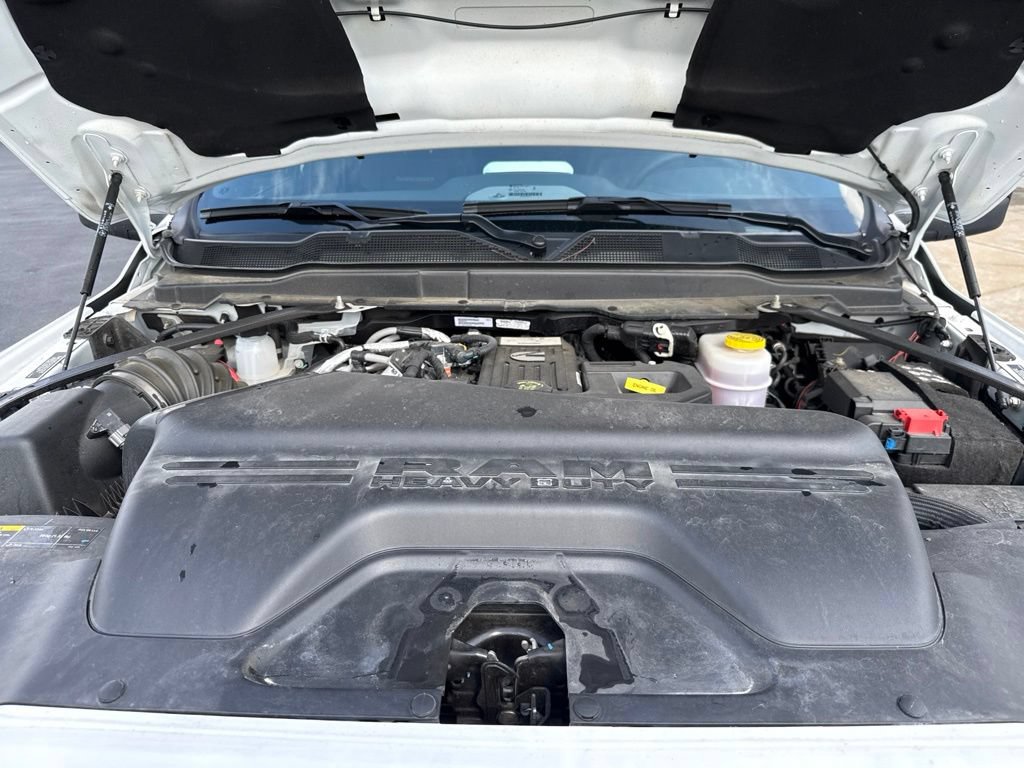 Used 2025 RAM 2500 Laramie AWD/4WD image 26