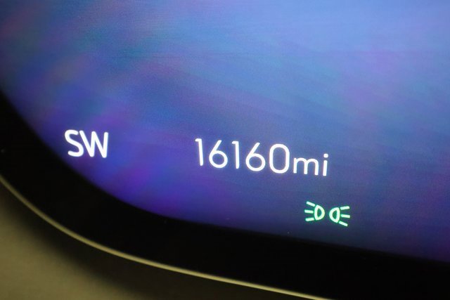 Certified 2025 Buick Enclave Avenir w/ Super Cruise Package image 14