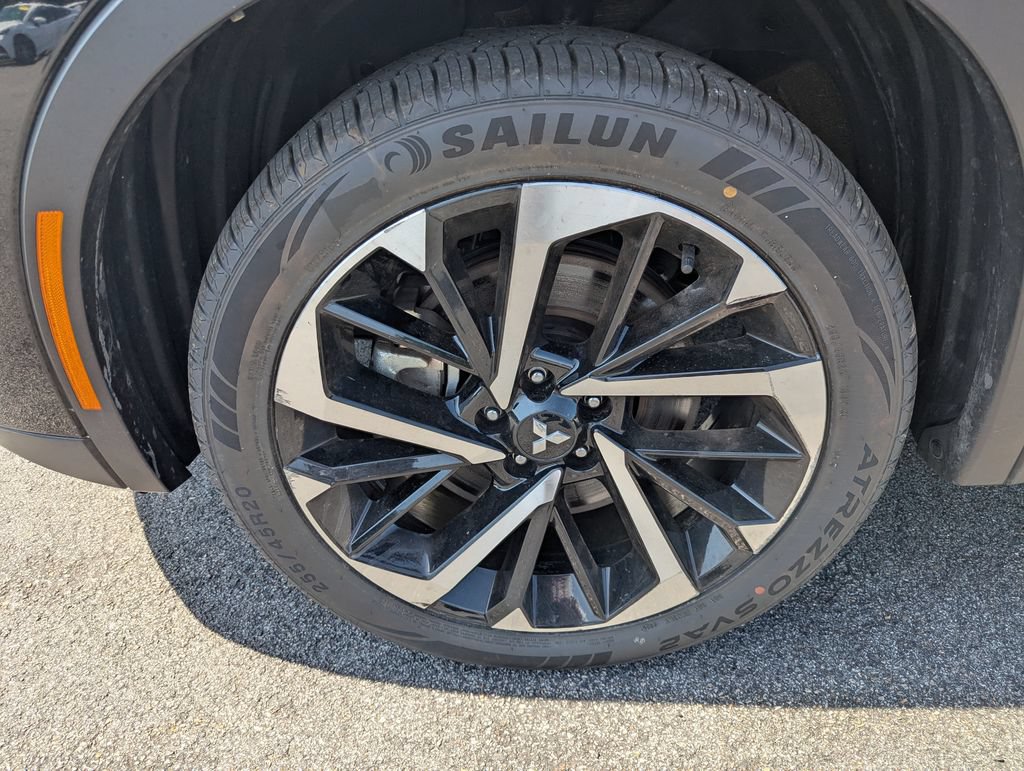Used 2024 Mitsubishi Outlander SE AWD/4WD image 12