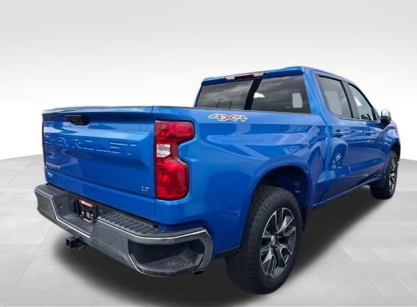 Used 2025 Chevrolet Silverado 1500 LT image 4