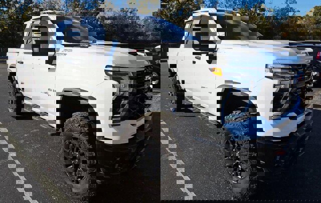 Used 2024 Chevrolet Silverado 2500 ZR2