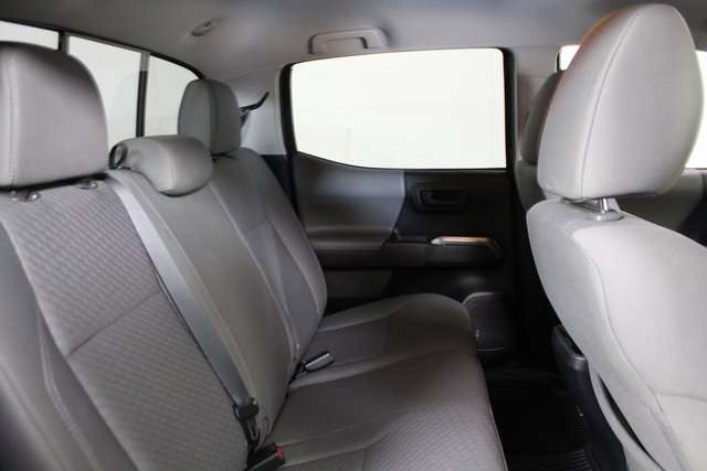 Used 2020 Toyota Tacoma SR5 image 12