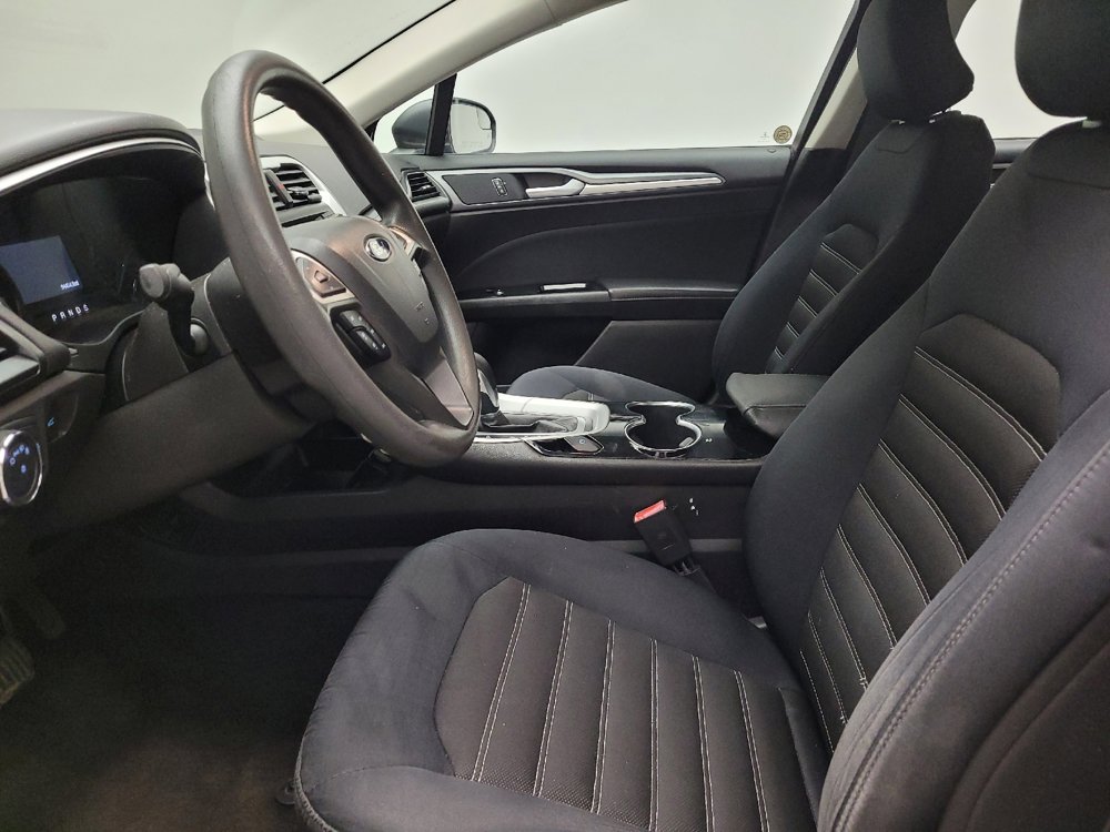 Used 2015 Ford Fusion SE FWD image 17