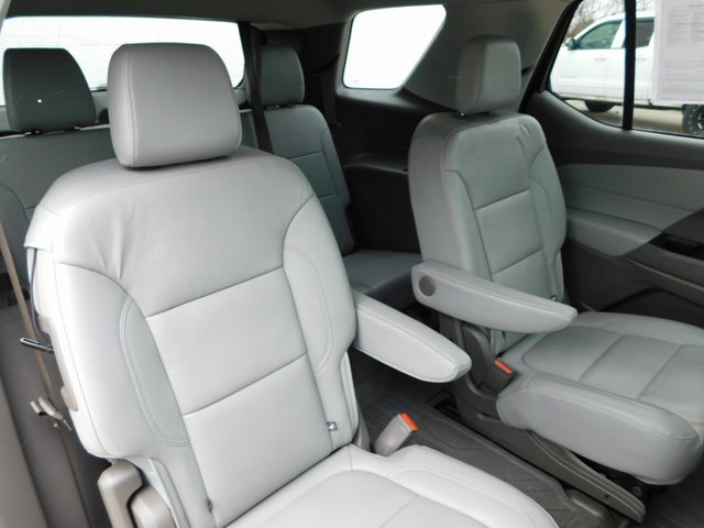 Used 2018 Chevrolet Traverse LT w/ LPO, Floor Liner Package image 23
