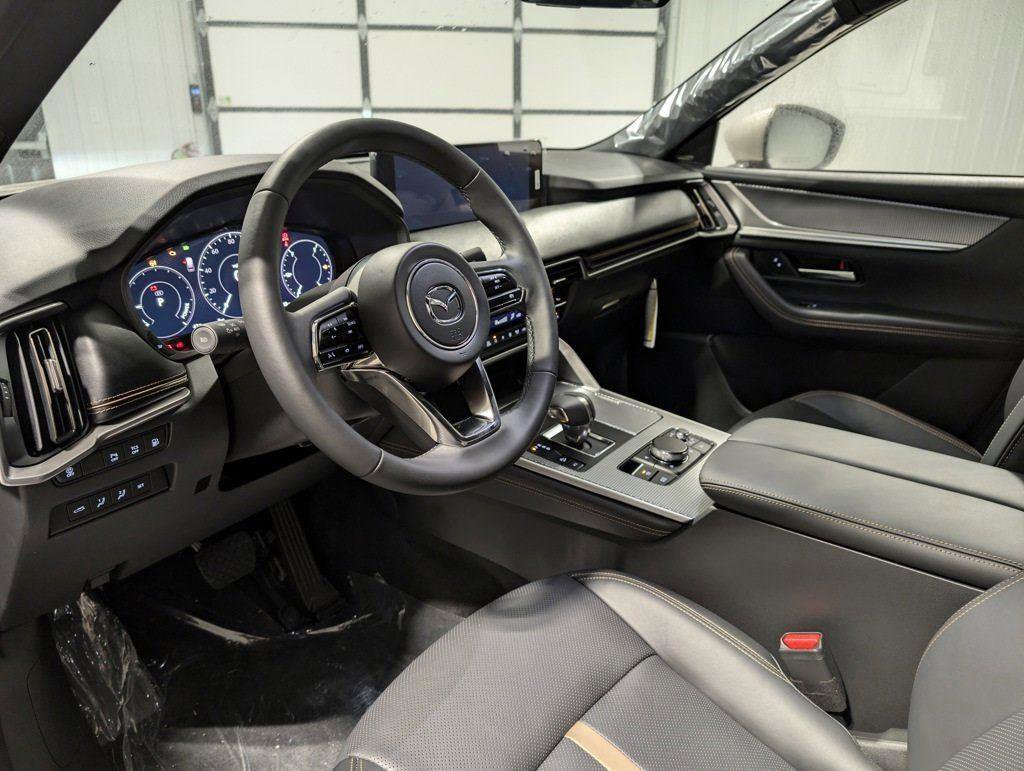 New 2024 MAZDA CX-90 Plug-In Hybrid w/ Premium Plus image 10