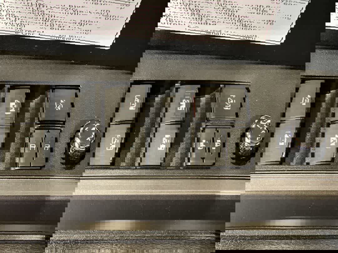 Used 2018 Toyota Tacoma TRD Off-Road image 16