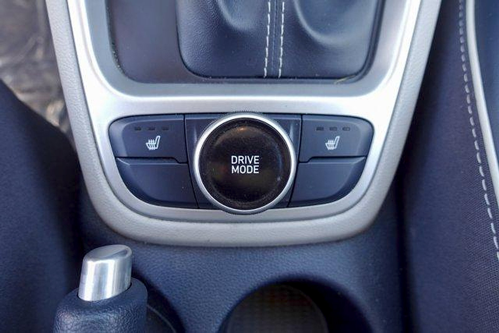 Used 2021 Hyundai Venue FWD image 22
