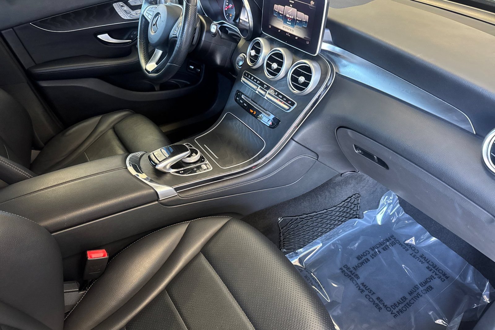 Used 2018 Mercedes-Benz GLC 350e 4MATIC image 20
