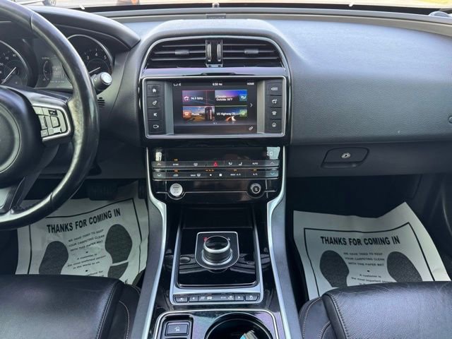 Used 2017 Jaguar XE Prestige image 20