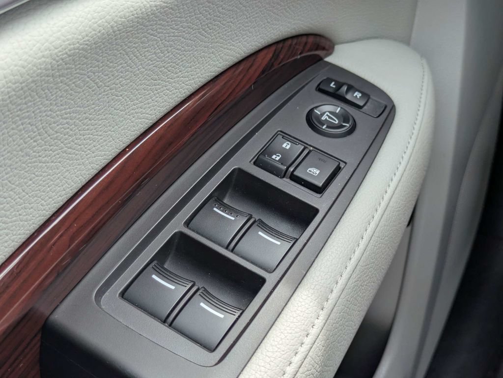 Used 2016 Acura MDX SH-AWD image 27