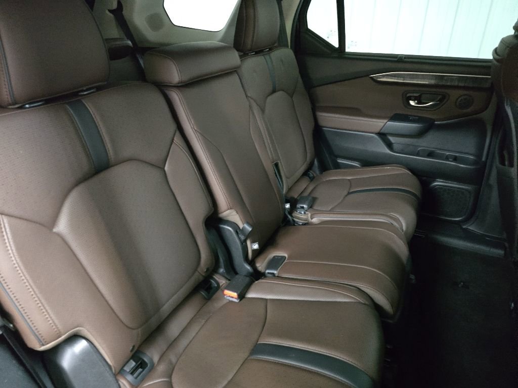 Used 2024 Honda Pilot Elite image 17