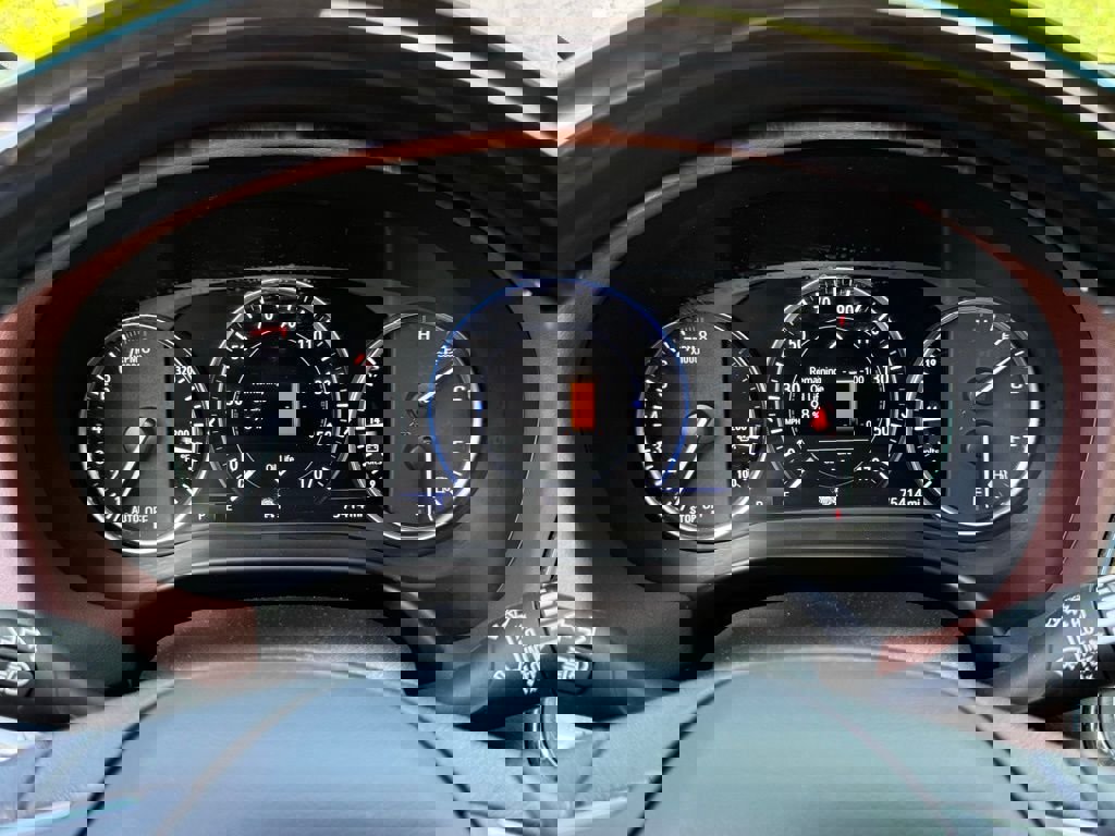 Used 2021 Buick Enclave Avenir w/ Avenir Technology Package image 30