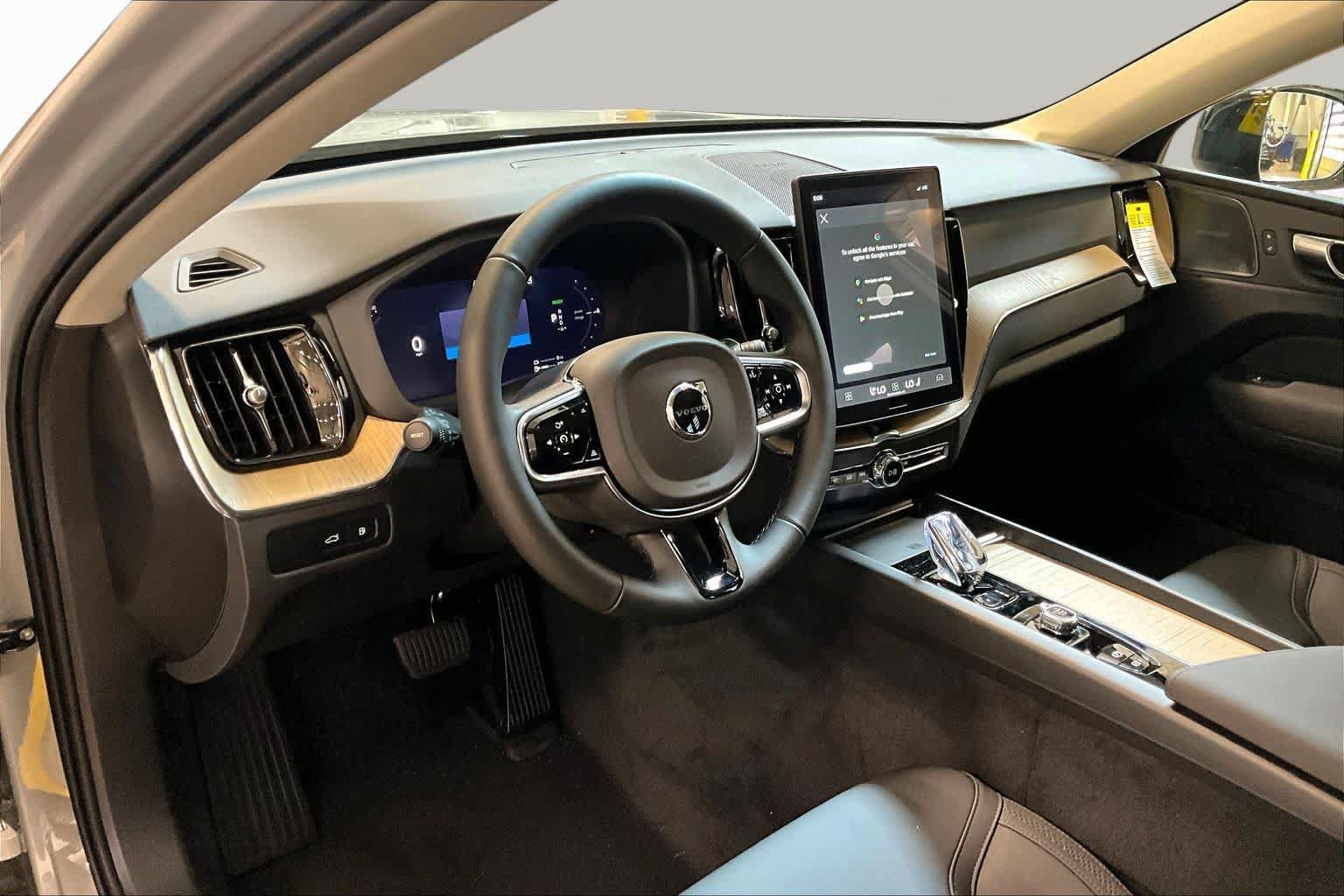 New 2026 Volvo XC60 T8 Plus w/ Protection Package Premier AWD/4WD image 9