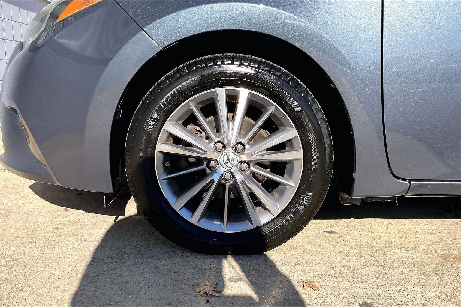 Used 2015 Toyota Corolla LE FWD image 11