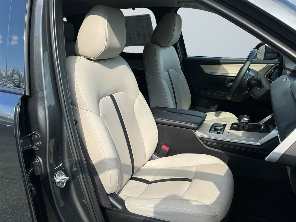Used 2024 MAZDA CX-90 Plug-In Hybrid w/ Preferred image 16